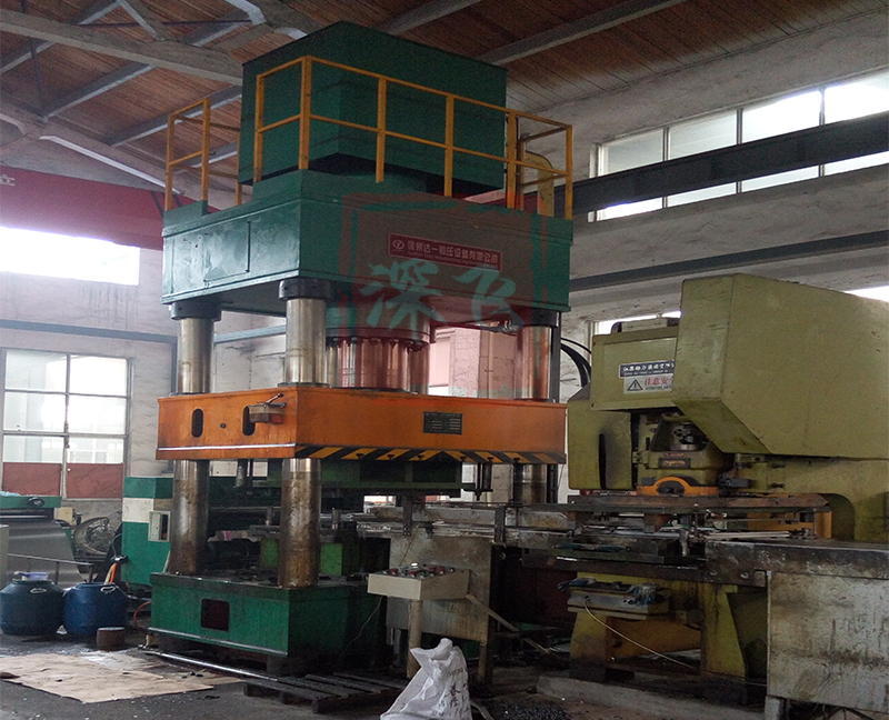 流水線裁板設備